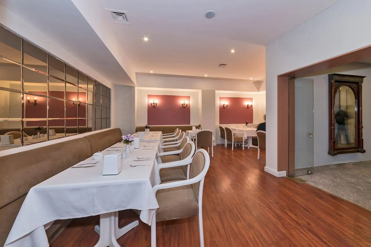 Febor Park Istanbul Levent Hotel 3*,